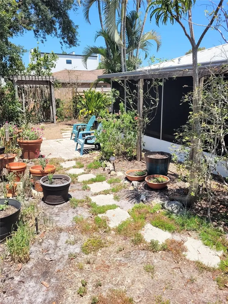 2230 Bougainvillea Street Sarasota FL 34239