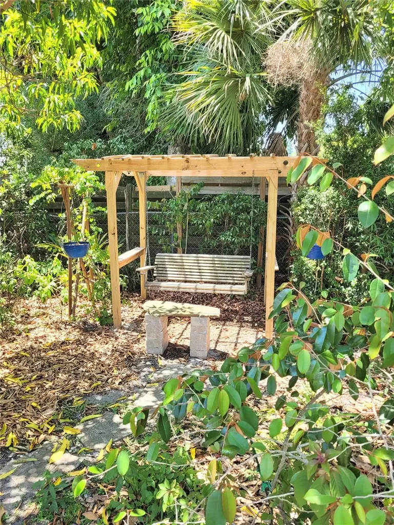 2230 Bougainvillea Street Sarasota FL 34239