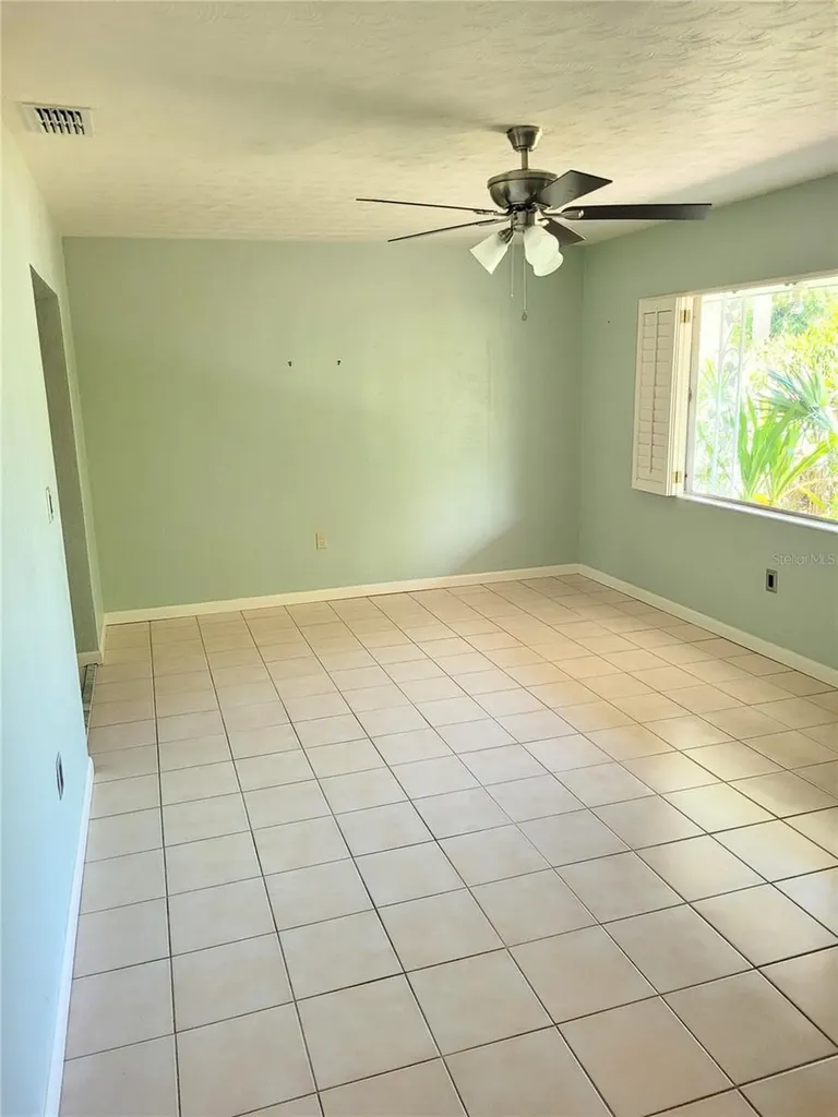 2230 Bougainvillea Street Sarasota FL 34239