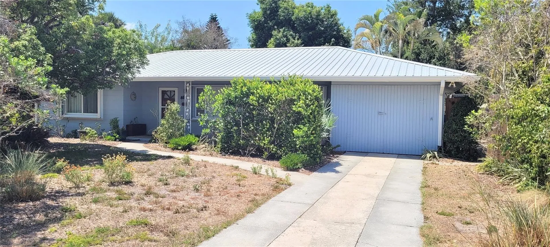 2230 Bougainvillea Street Sarasota FL 34239