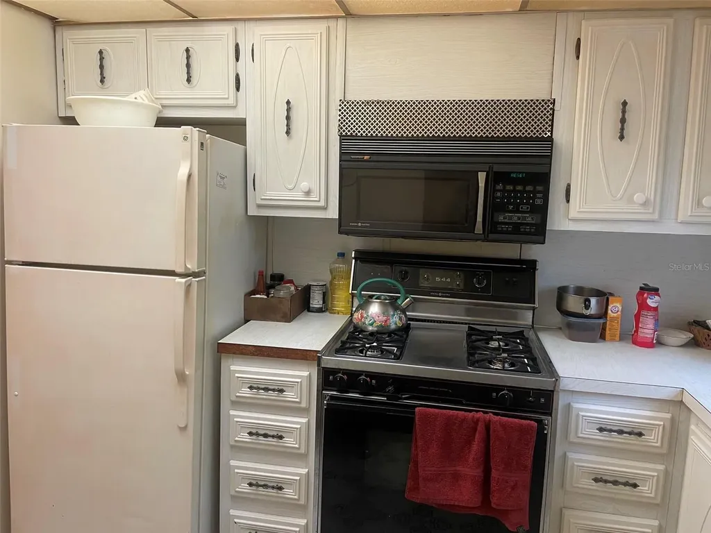 5287 81st Street N St Petersburg FL 33709