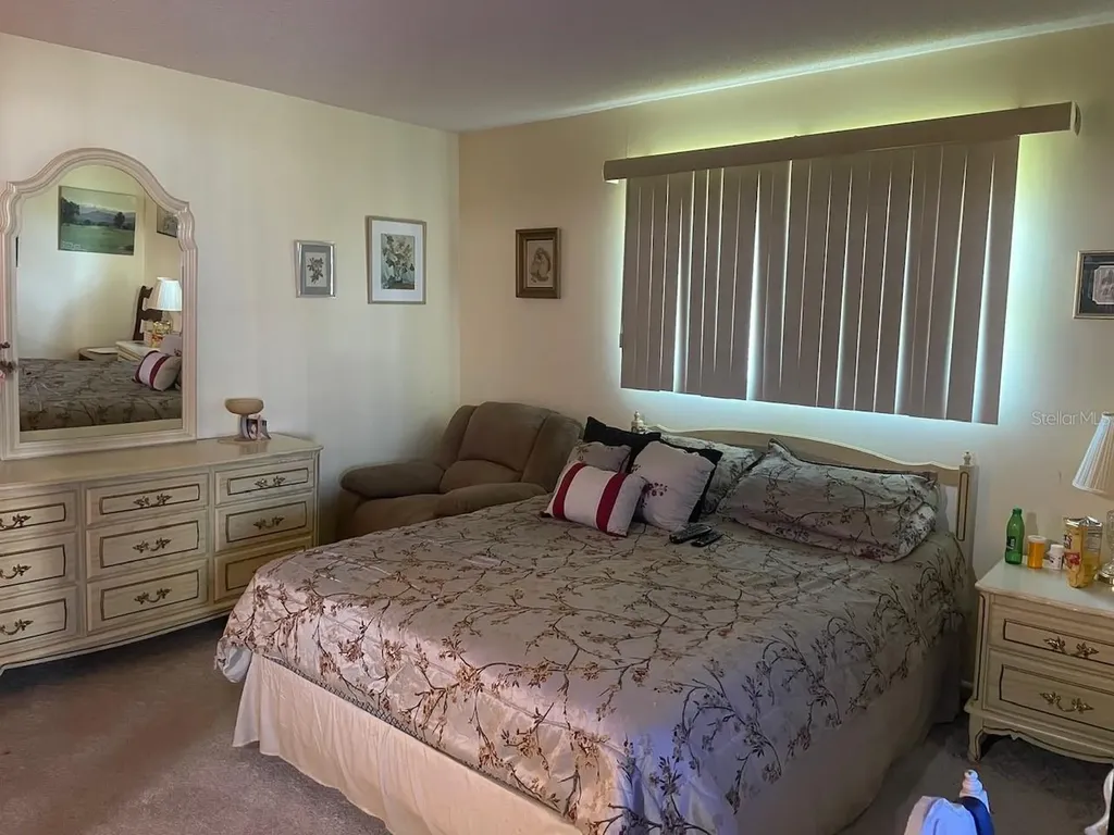 5287 81st Street N St Petersburg FL 33709