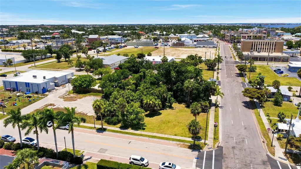261 E Olympia Avenue Punta Gorda FL 33950