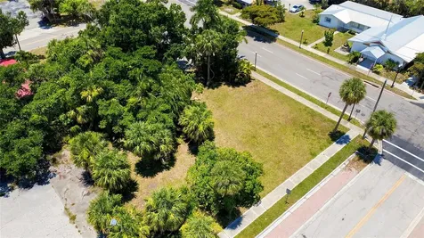 261 E Olympia Avenue Punta Gorda FL 33950