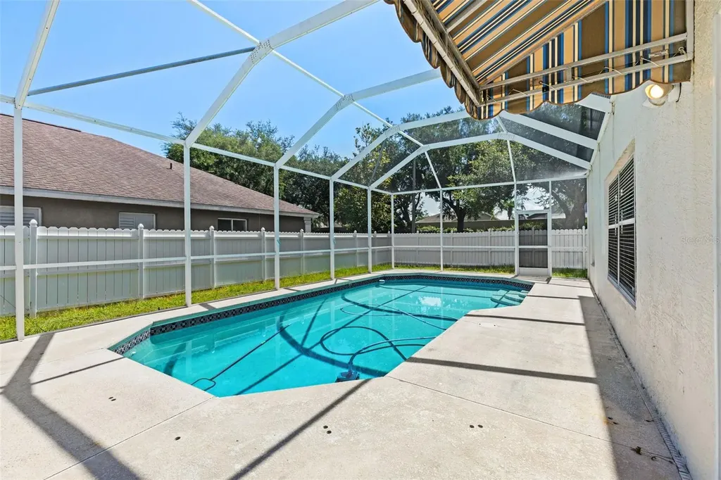 13439 White Elk Loop Tampa FL 33626