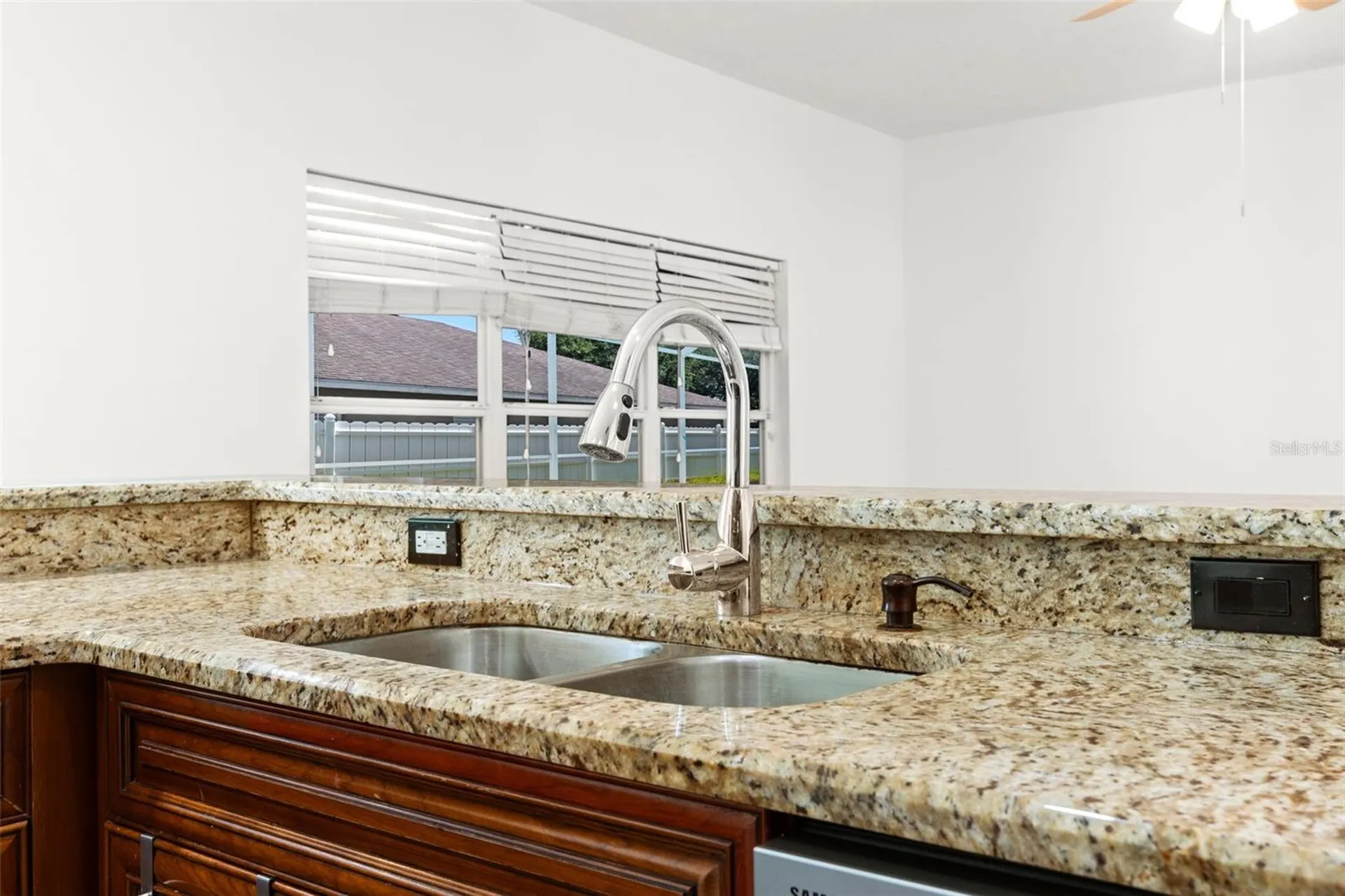 13439 White Elk Loop Tampa FL 33626