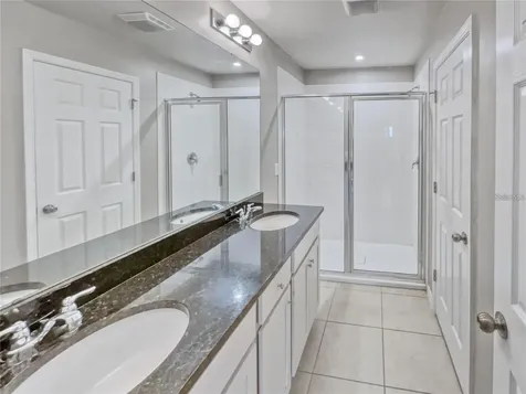 2424 Blowing Breeze Avenue Kissimmee FL 34744