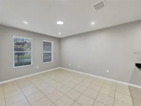 2424 Blowing Breeze Avenue Kissimmee FL 34744