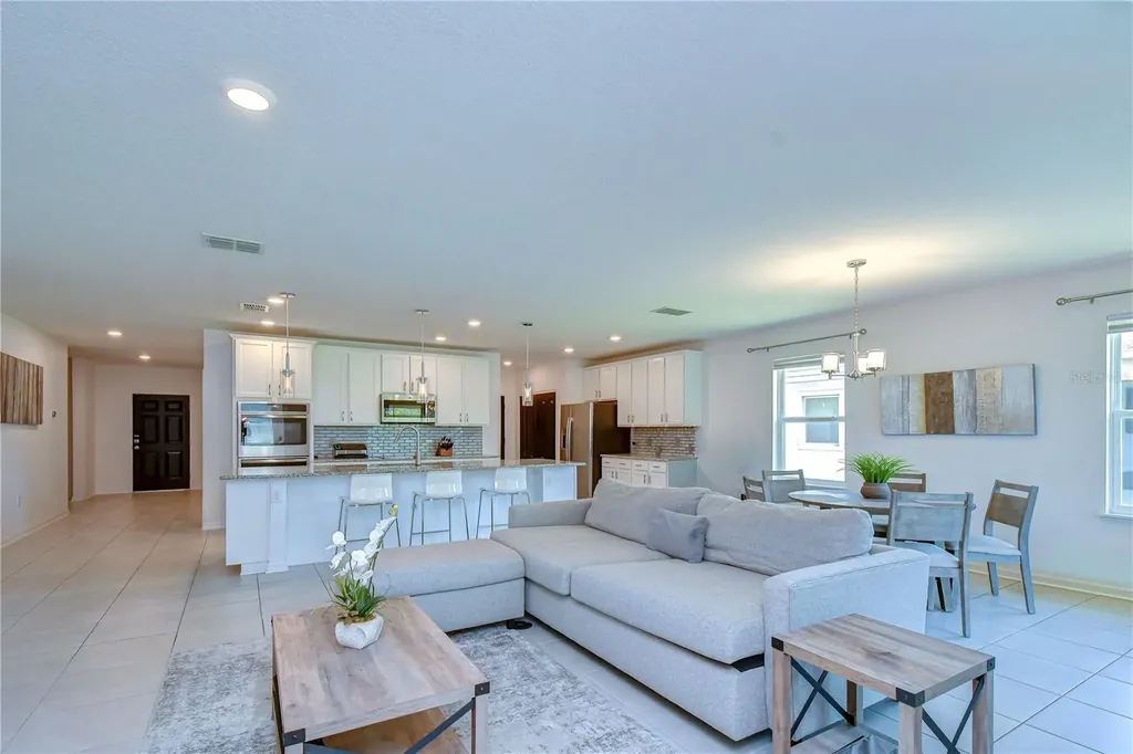 8325 Olive Brook Drive Wesley Chapel FL 33545