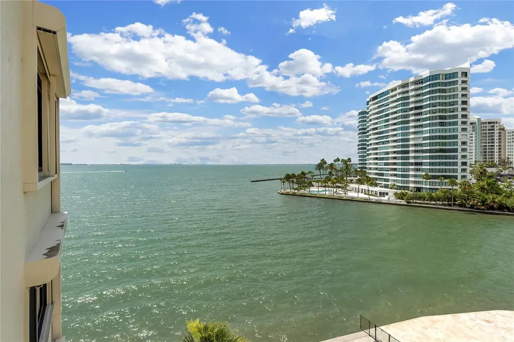 101 Sunset Drive Sarasota FL 34236