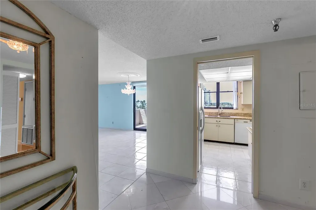 101 Sunset Drive Sarasota FL 34236