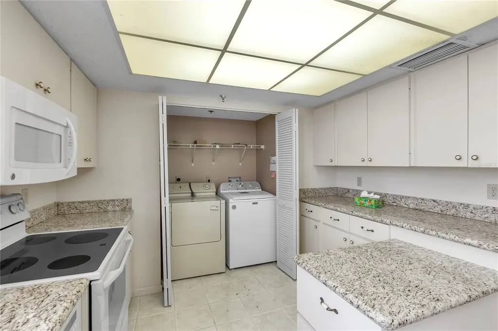101 Sunset Drive Sarasota FL 34236