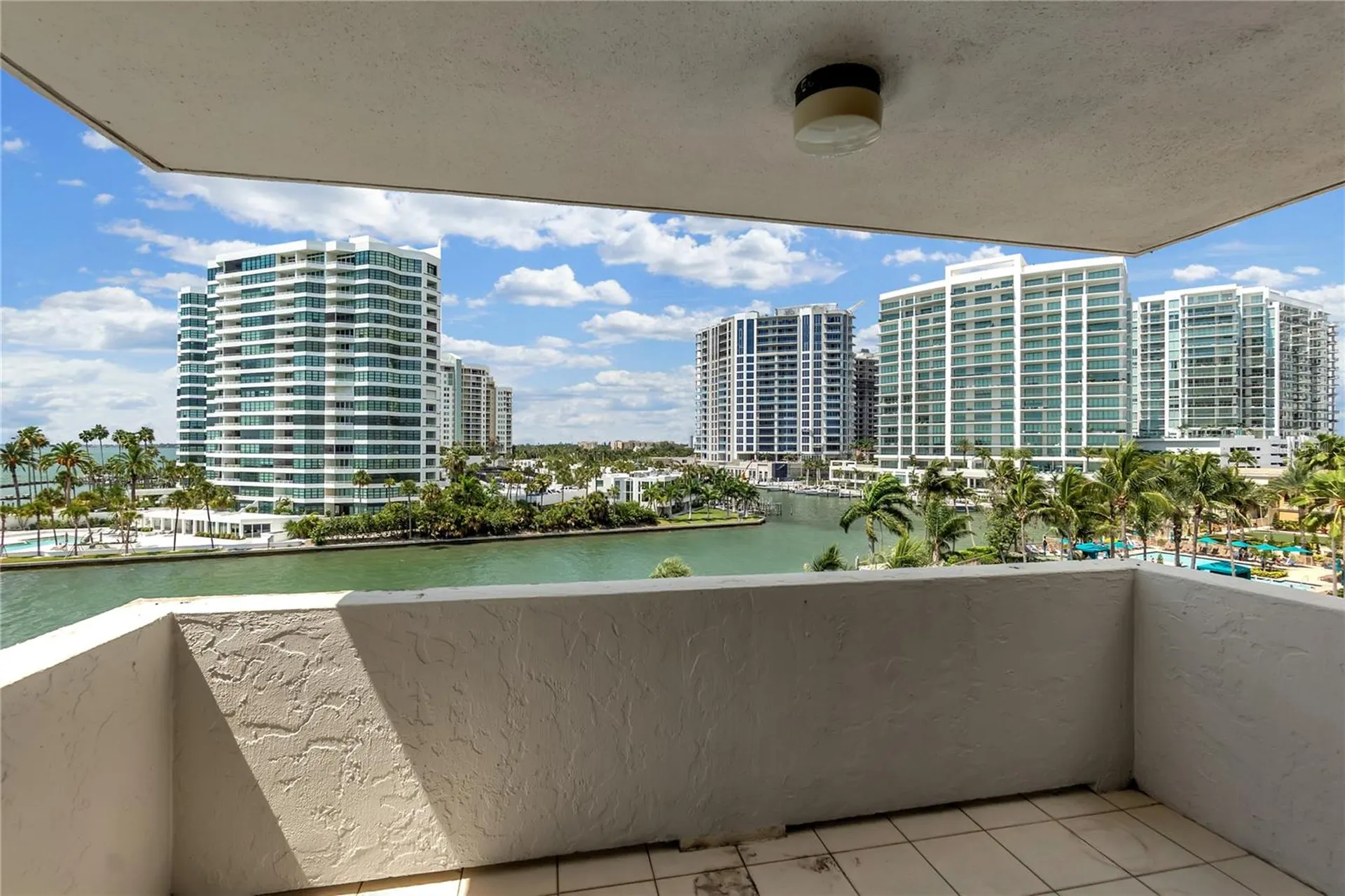 101 Sunset Drive Sarasota FL 34236
