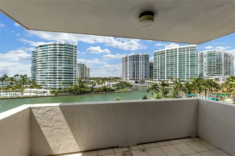 101 Sunset Drive Sarasota FL 34236