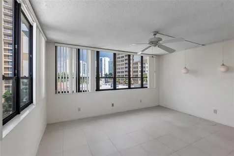 101 Sunset Drive Sarasota FL 34236