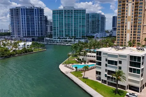 101 Sunset Drive Sarasota FL 34236