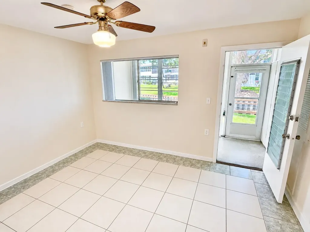 8305 111th Street Seminole FL 33772