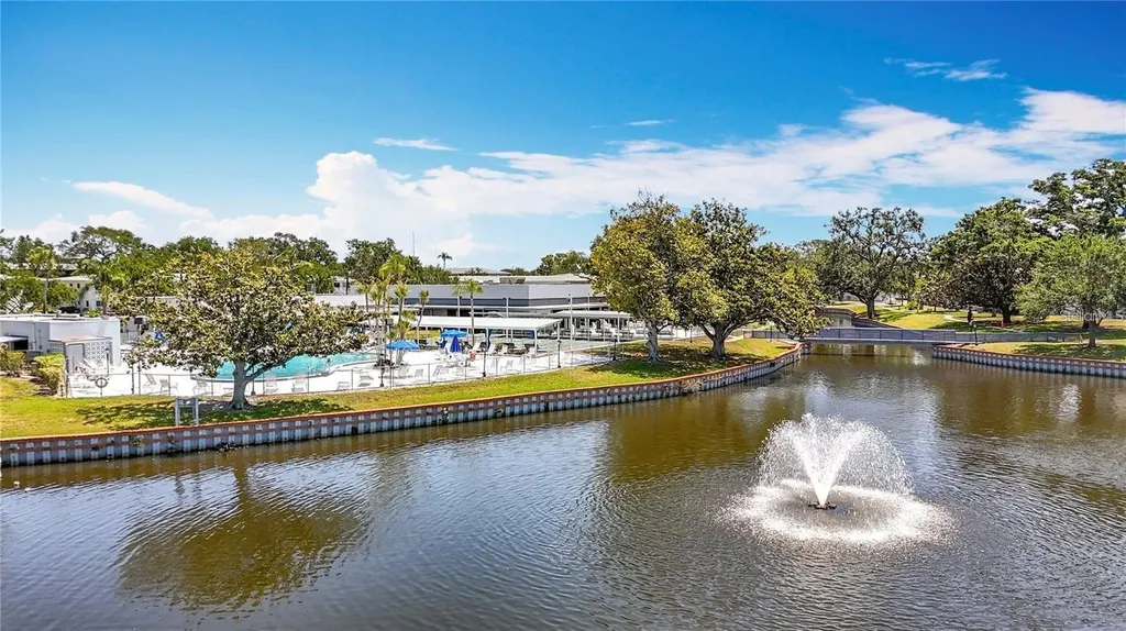 8305 111th Street Seminole FL 33772