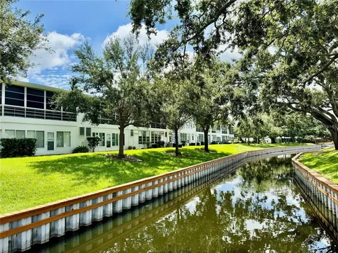 8305 111th Street Seminole FL 33772