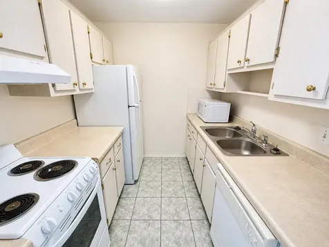 8305 111th Street Seminole FL 33772
