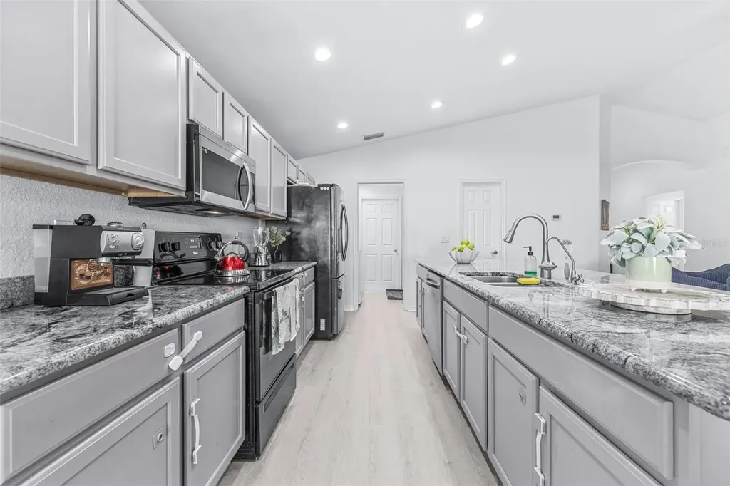 2037 Charleston Lane Bartow FL 33830