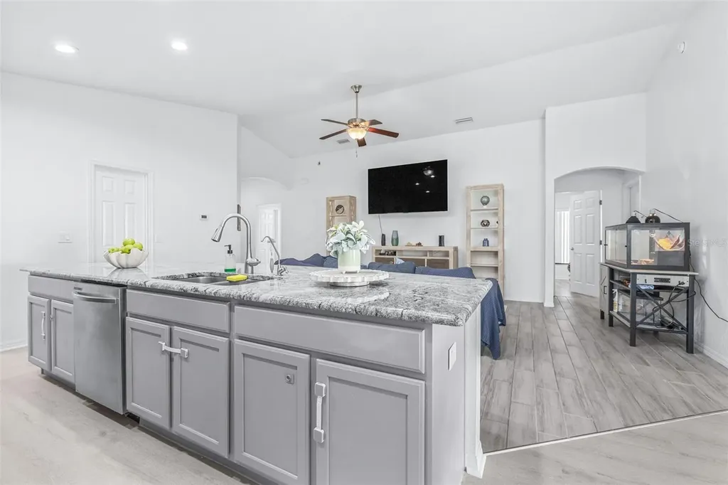 2037 Charleston Lane Bartow FL 33830