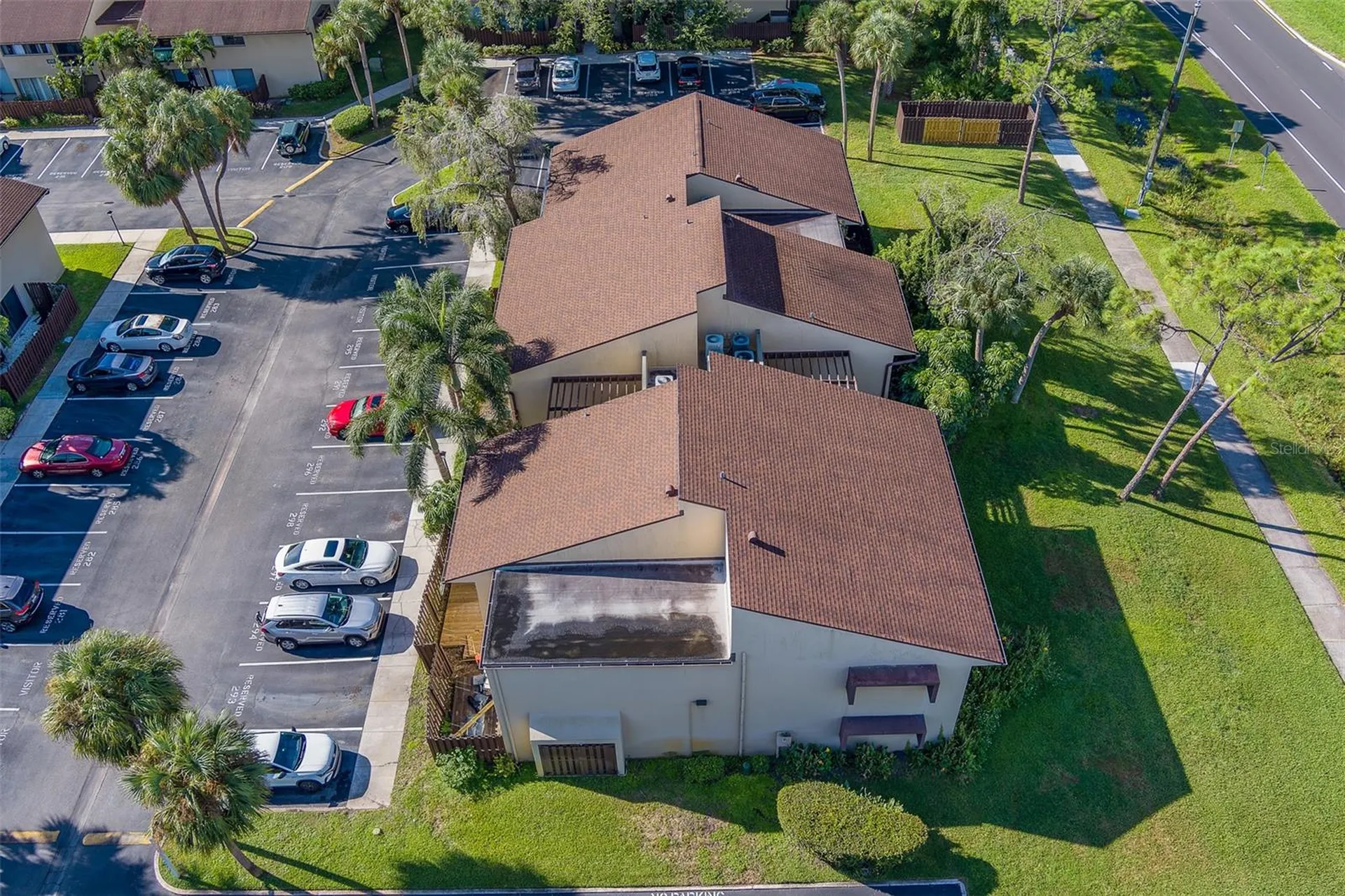 890 N Village Drive N St Petersburg FL 33716