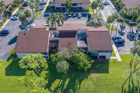 890 N Village Drive N St Petersburg FL 33716