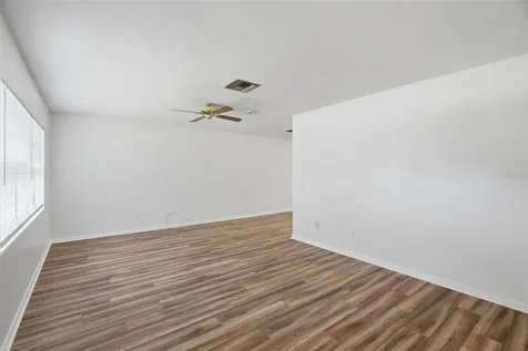 1981 Temple Terrace Clearwater FL 33764