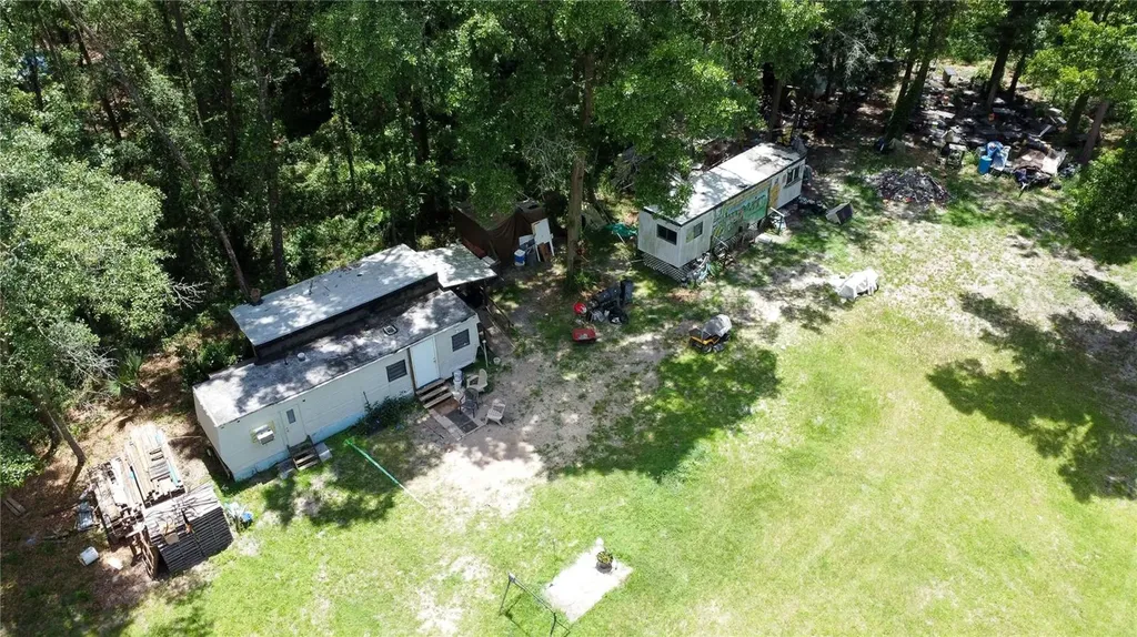 18864 N Highway 329 Micanopy FL 32667