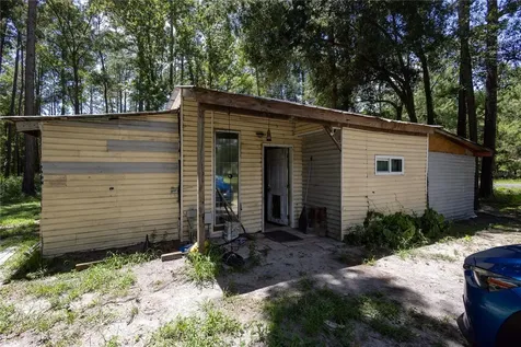 18864 N Highway 329 Micanopy FL 32667