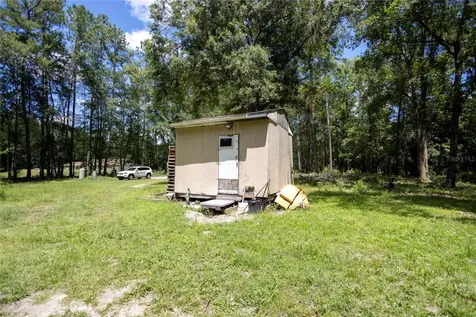 18864 N Highway 329 Micanopy FL 32667