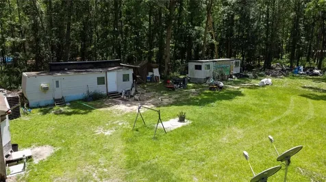 18864 N Highway 329 Micanopy FL 32667