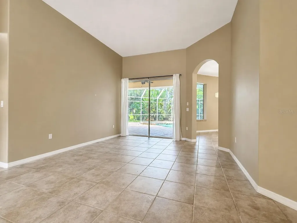 4625 Sweetmeadow Circle Sarasota FL 34238