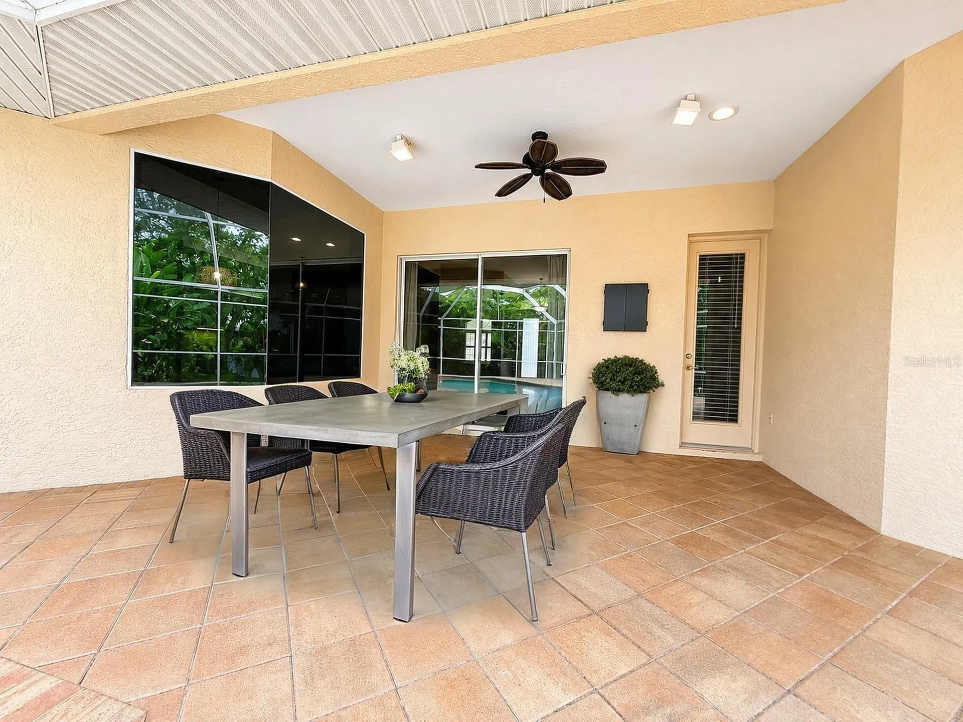 4625 Sweetmeadow Circle Sarasota FL 34238