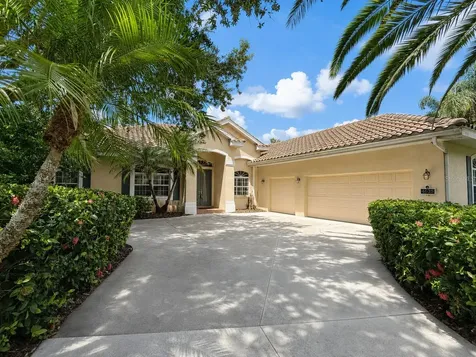4625 Sweetmeadow Circle Sarasota FL 34238