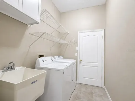 4625 Sweetmeadow Circle Sarasota FL 34238