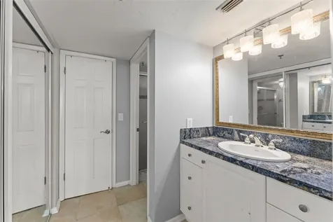 530 E Central Boulevard Orlando FL 32801