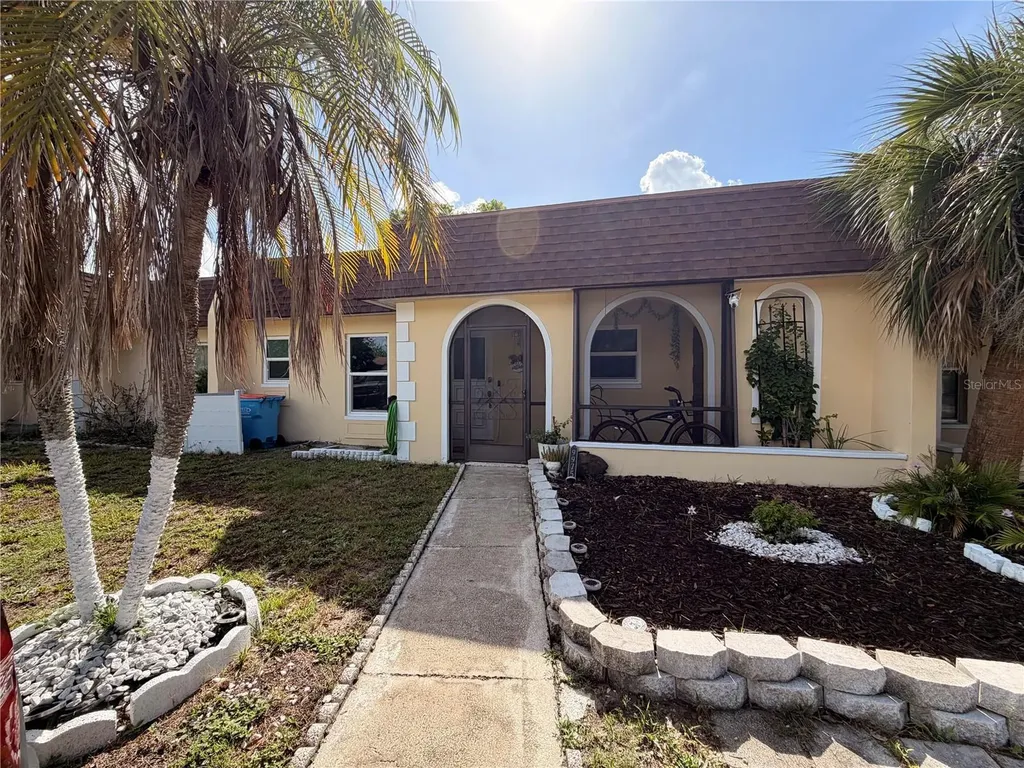 9975 87th Street Seminole FL 33777
