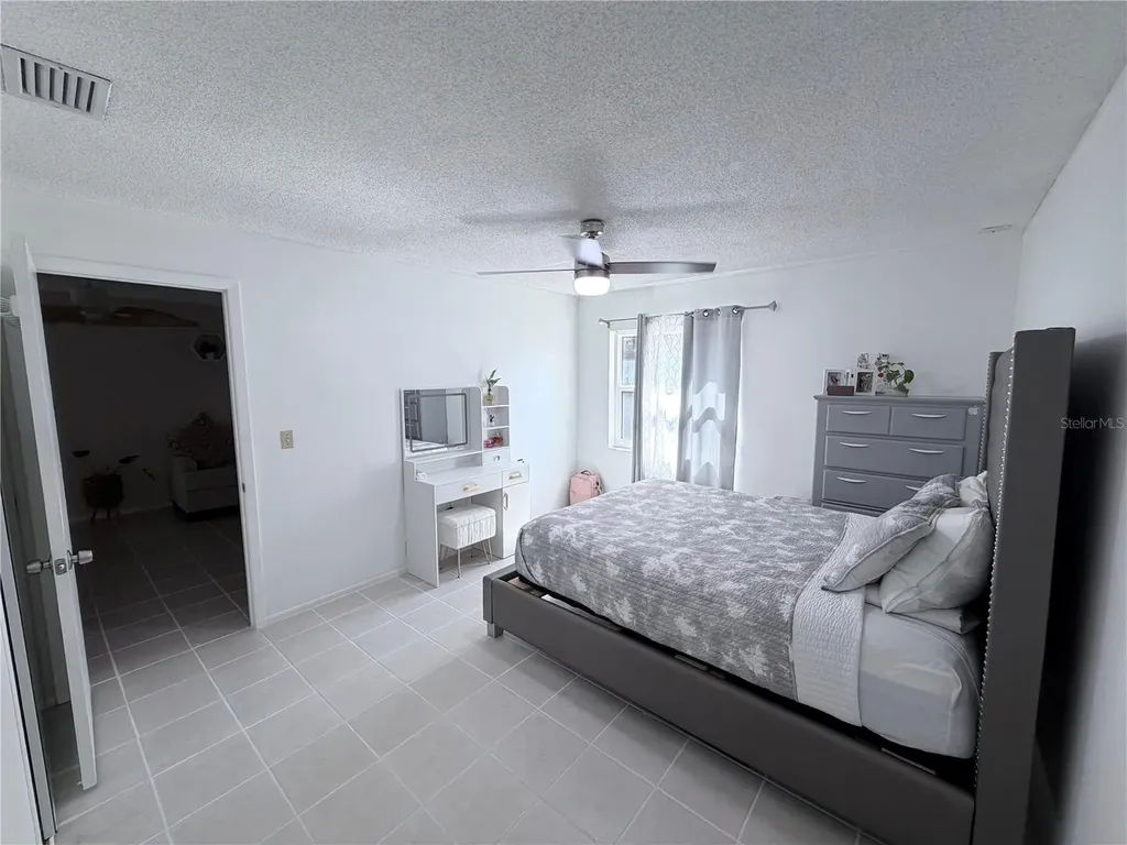 9975 87th Street Seminole FL 33777