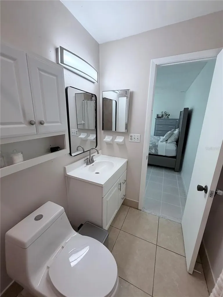 9975 87th Street Seminole FL 33777