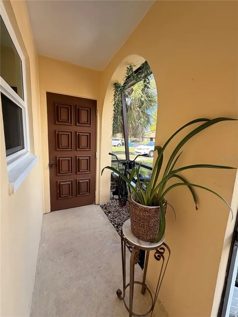 9975 87th Street Seminole FL 33777