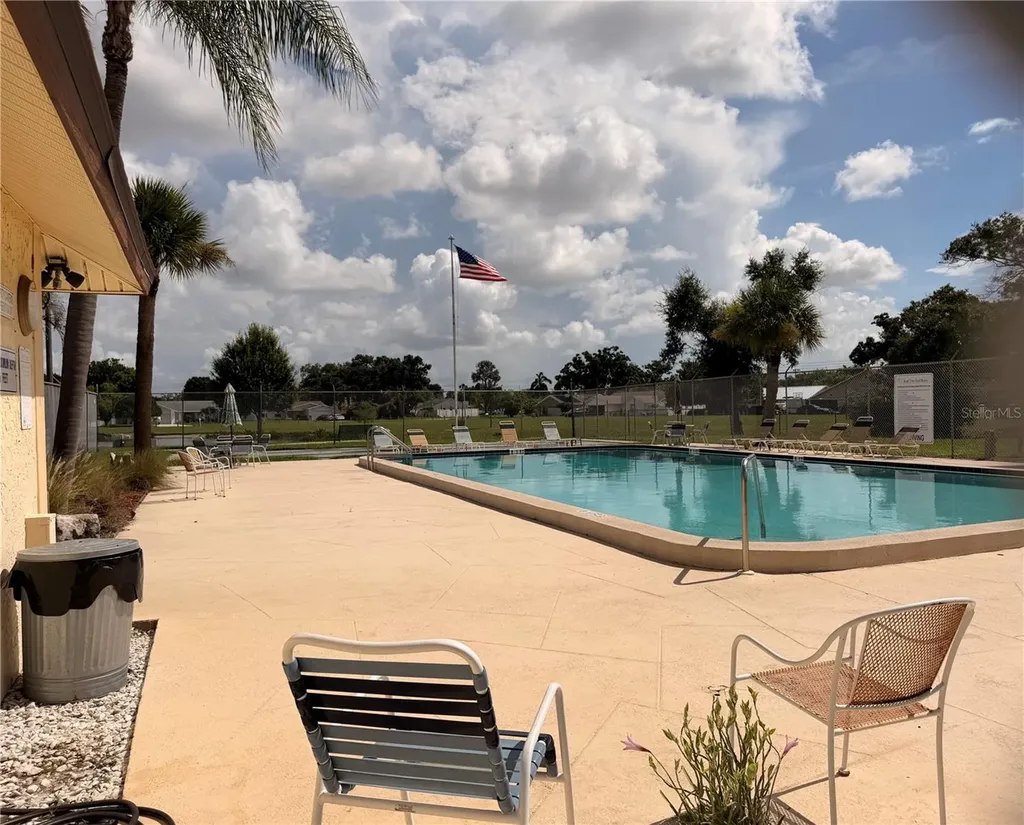 9975 87th Street Seminole FL 33777