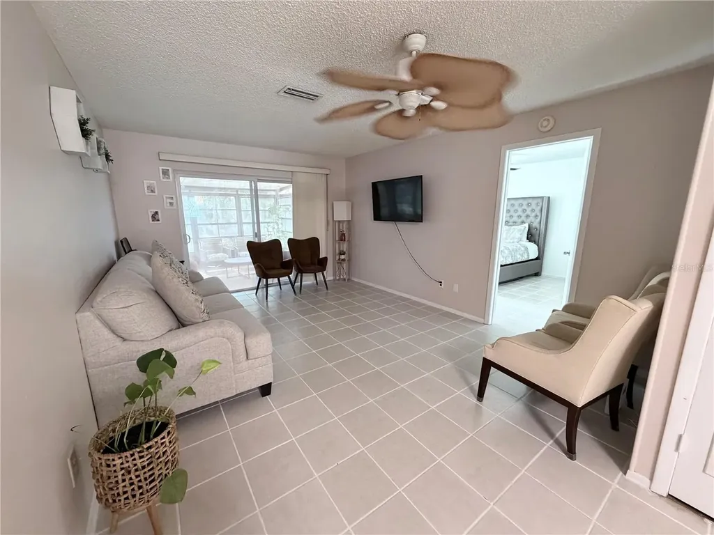9975 87th Street Seminole FL 33777