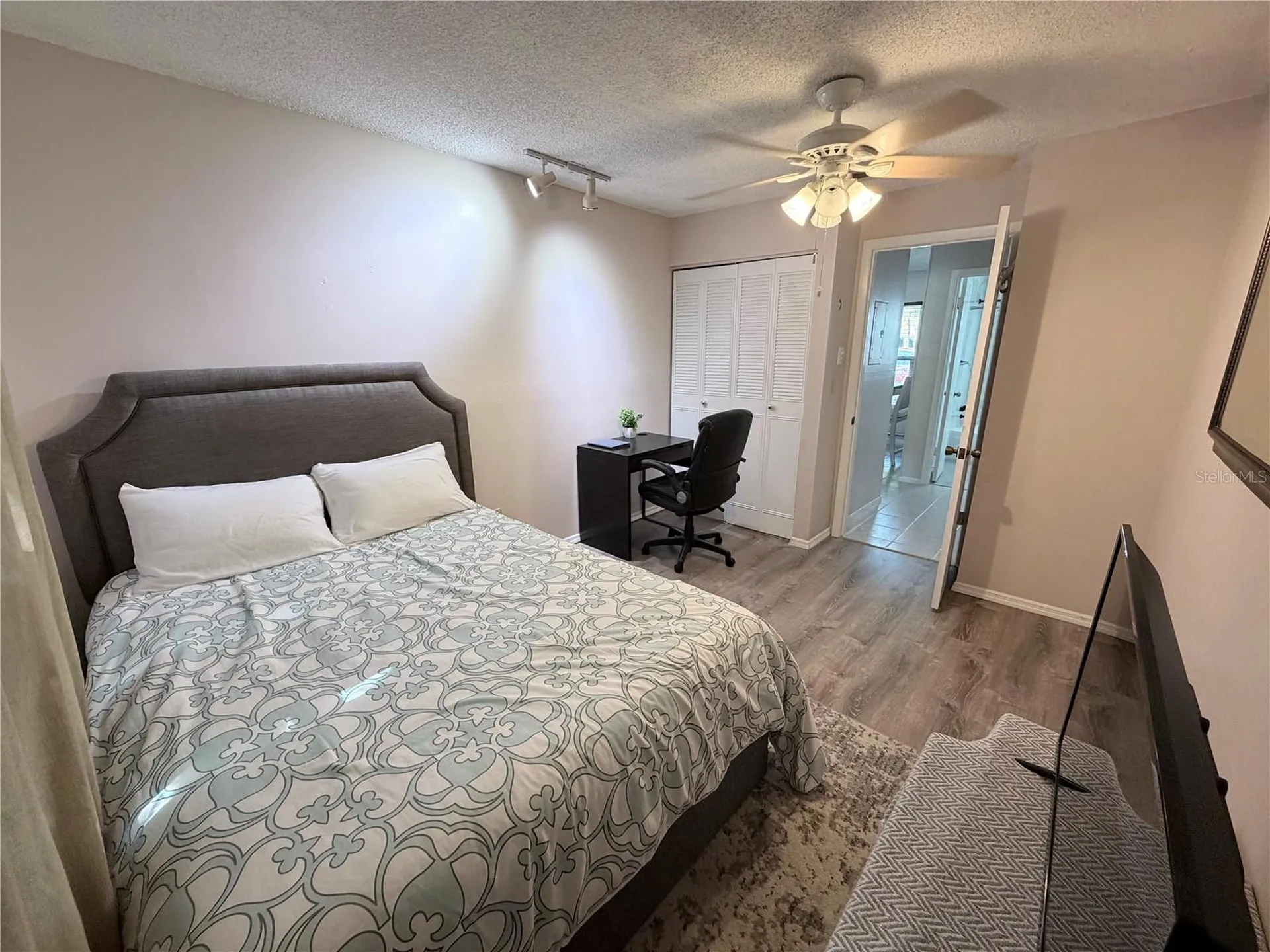 9975 87th Street Seminole FL 33777