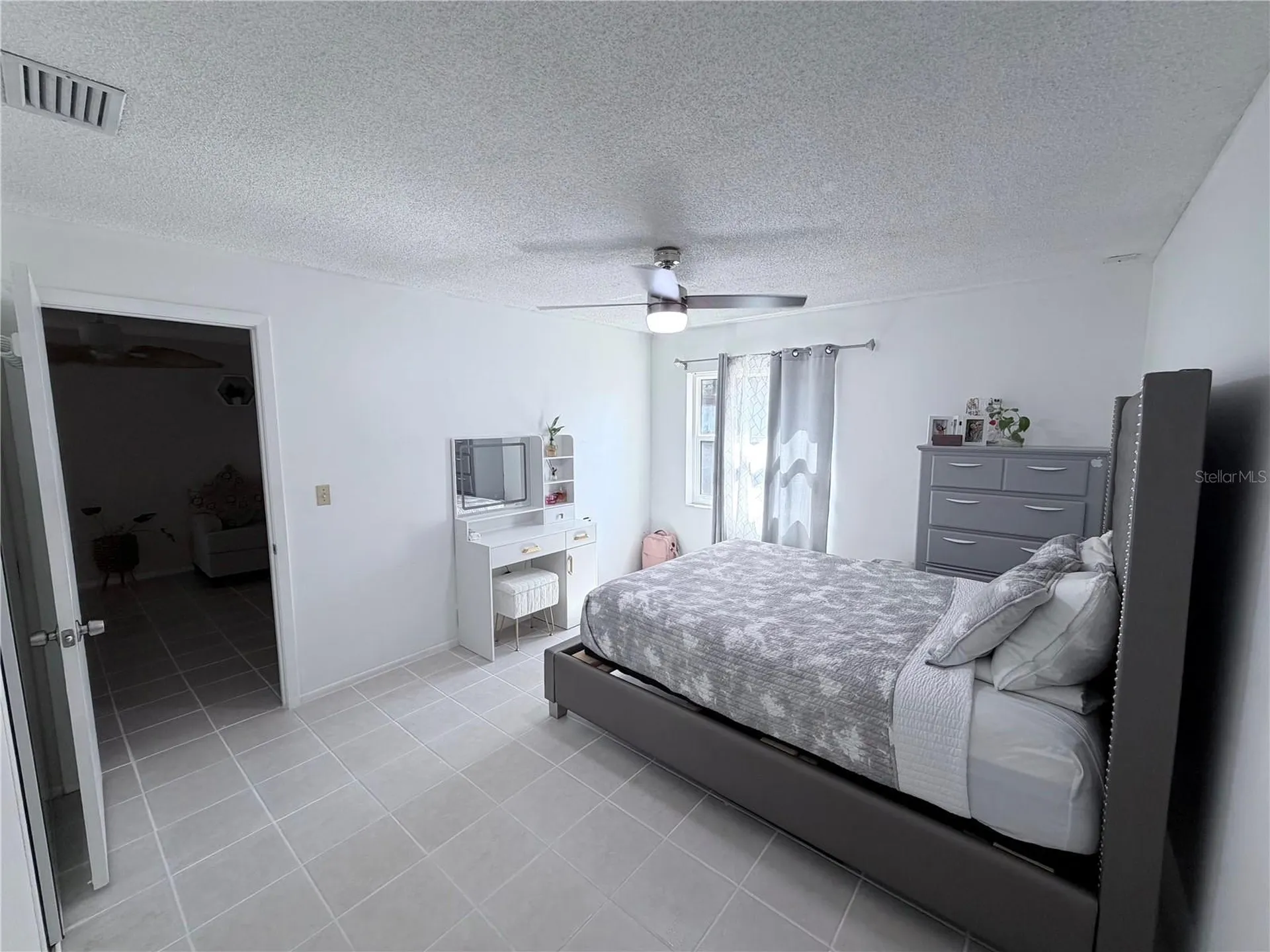 9975 87th Street Seminole FL 33777