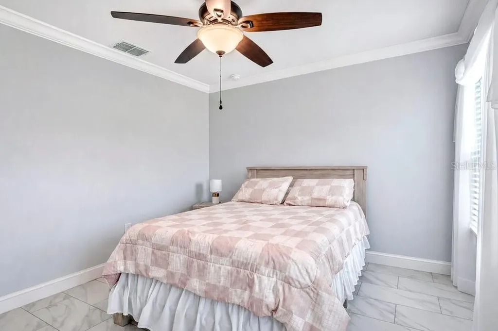 2412 Ainsworth Avenue Deltona FL 32738