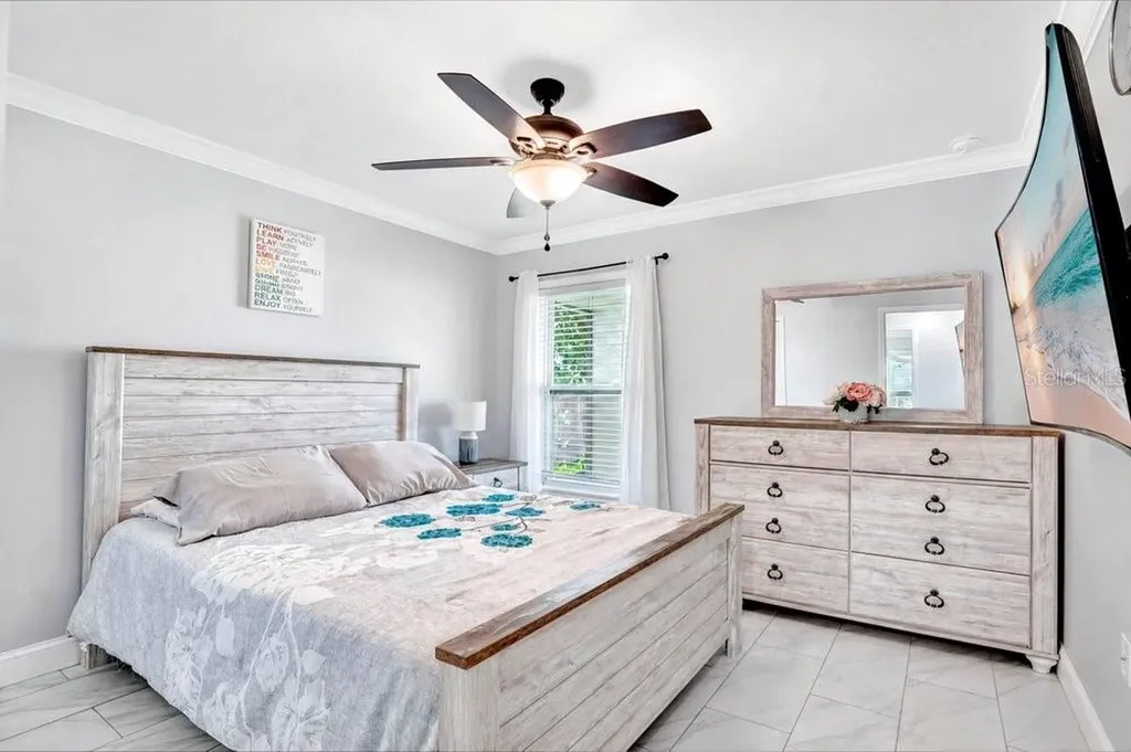 2412 Ainsworth Avenue Deltona FL 32738