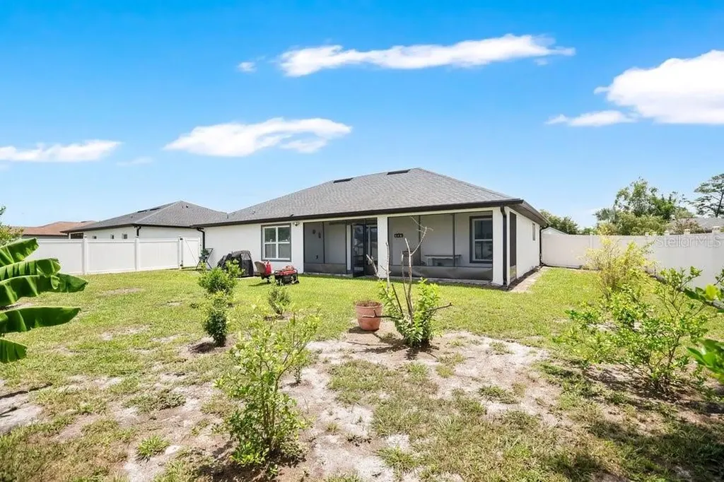 2412 Ainsworth Avenue Deltona FL 32738