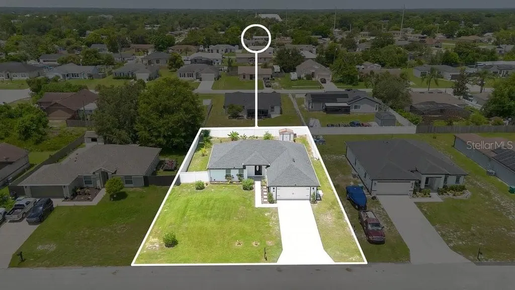 2412 Ainsworth Avenue Deltona FL 32738